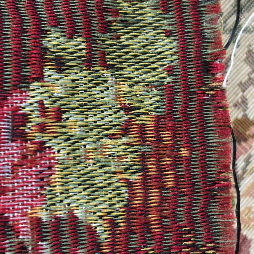 Roses Colonial Floral Jacquard Tapestry Upholstery 1 yrd  Fabric NEW  VTG - Picture 10 of 12